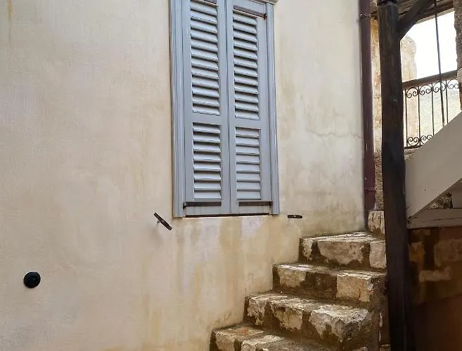 Ferienhaus Kasa Antika Meyísti